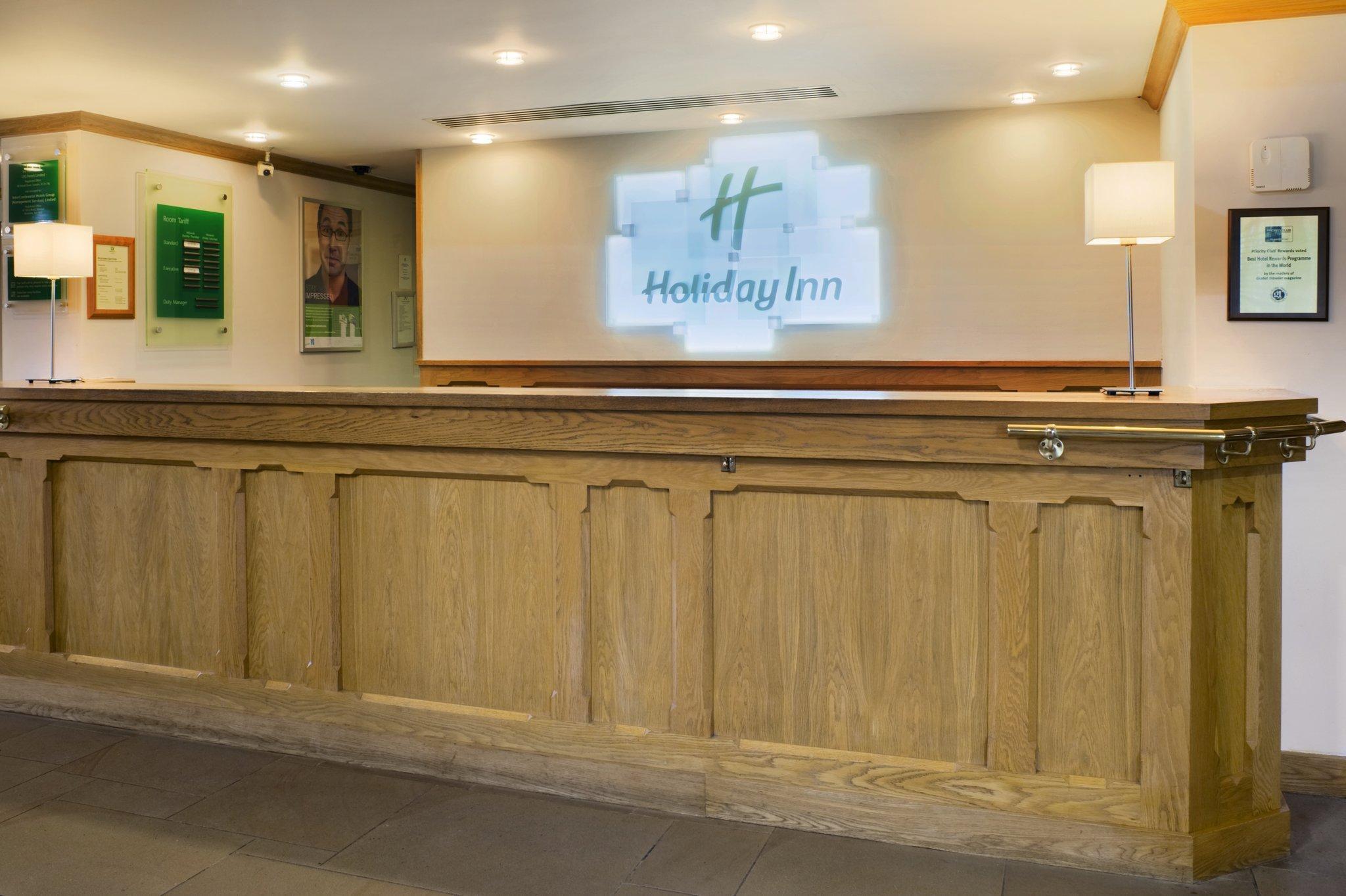 Holiday Inn Colchester By Ihg Exterior photo