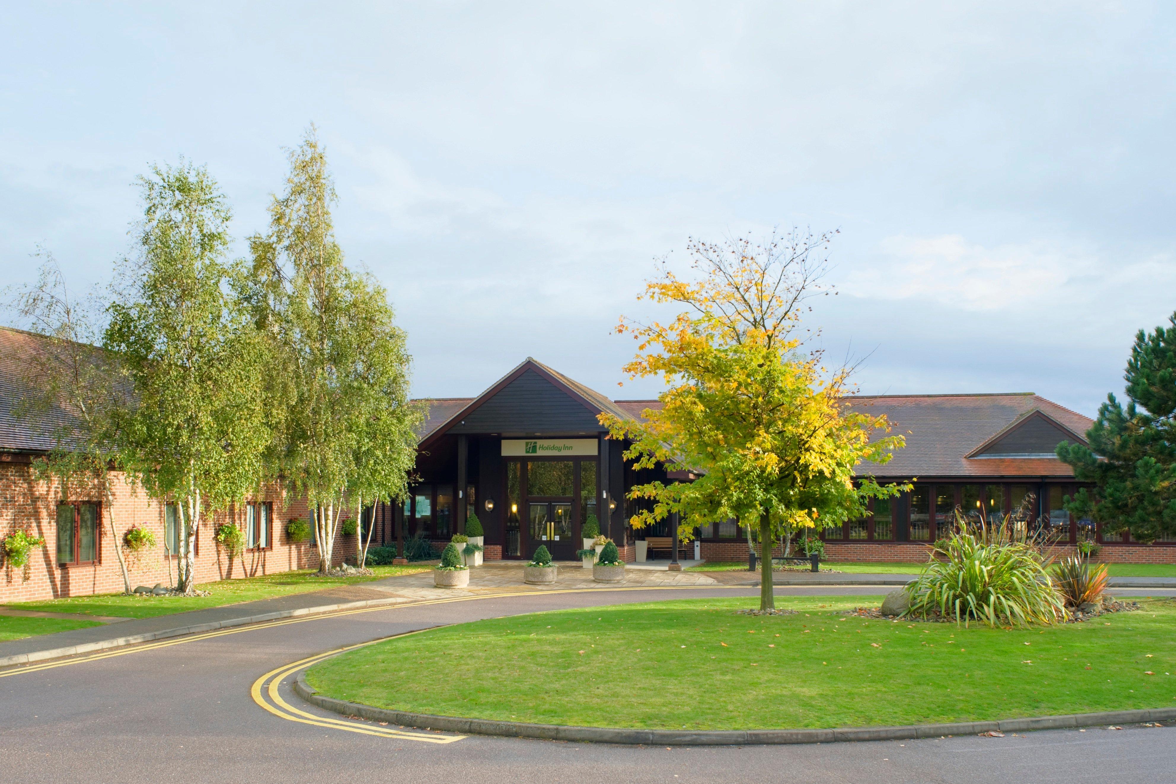 Holiday Inn Colchester By Ihg Exterior photo