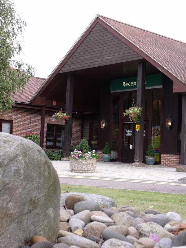 Holiday Inn Colchester By Ihg Exterior photo